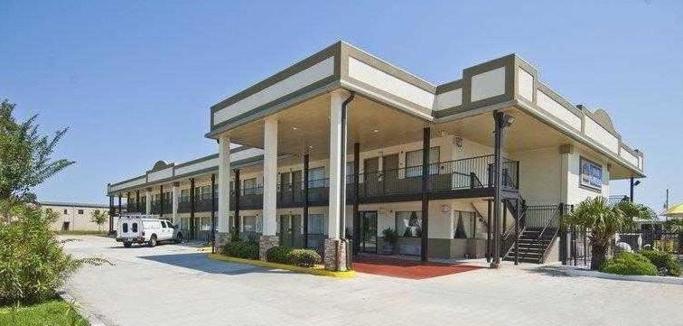 Days Inn By Wyndham Gonzales Extérieur photo